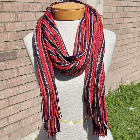 Striped fringe scarf - Picture 1 of 4